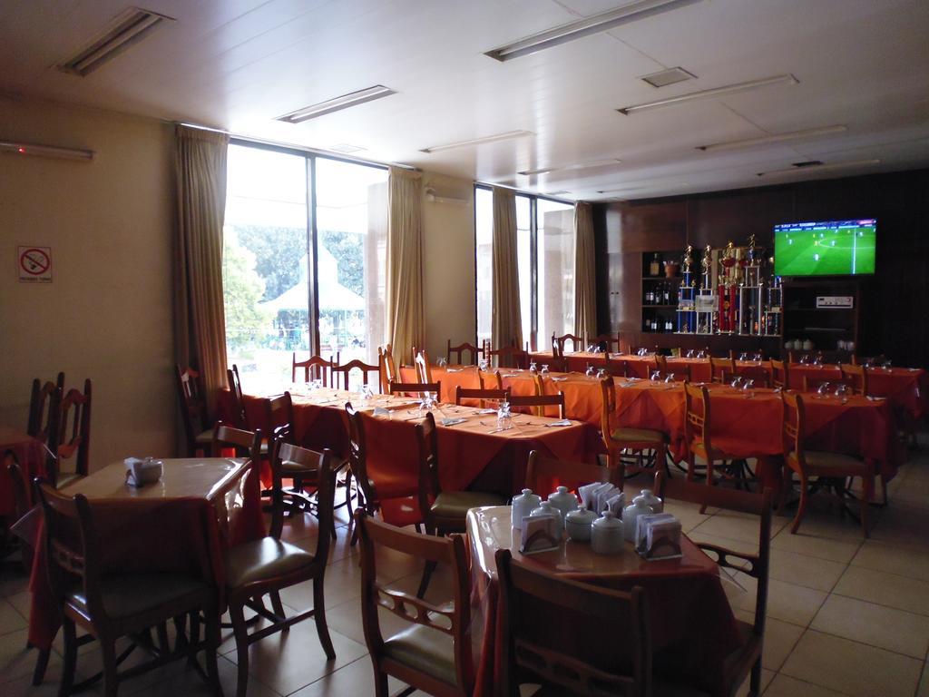 Hotel Victoria Plaza Salta Zewnętrze zdjęcie