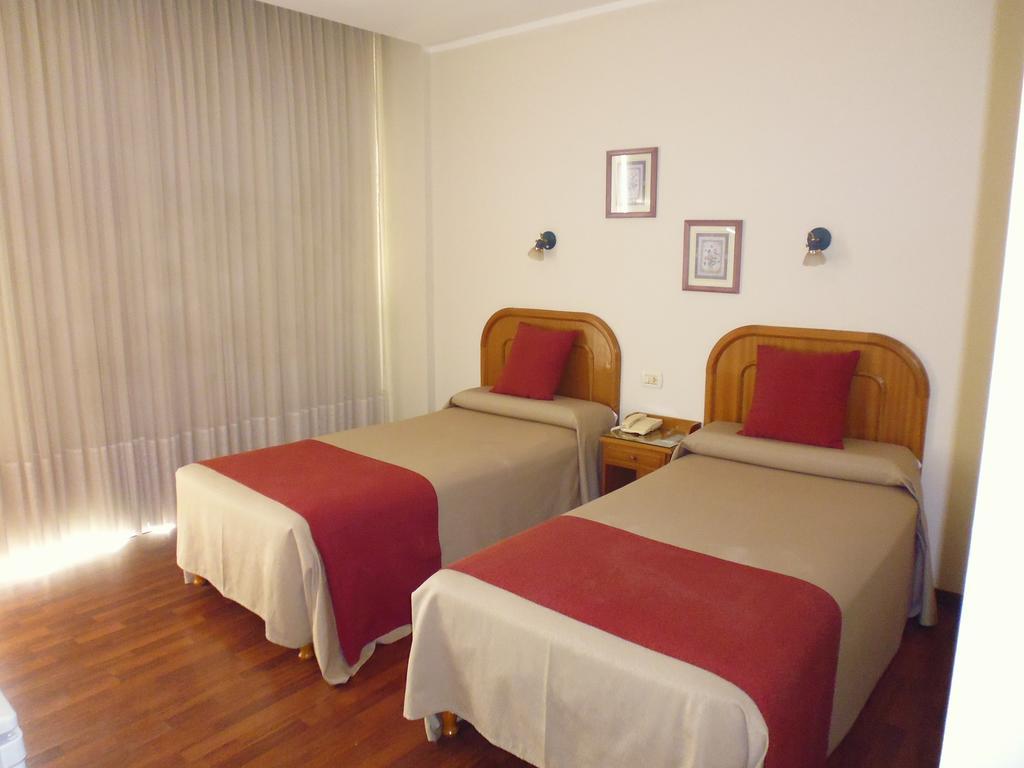 Hotel Victoria Plaza Salta Zewnętrze zdjęcie
